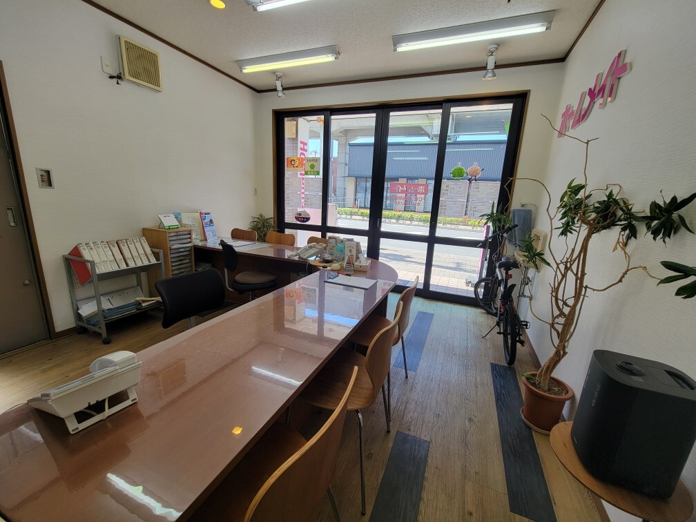店舗内観